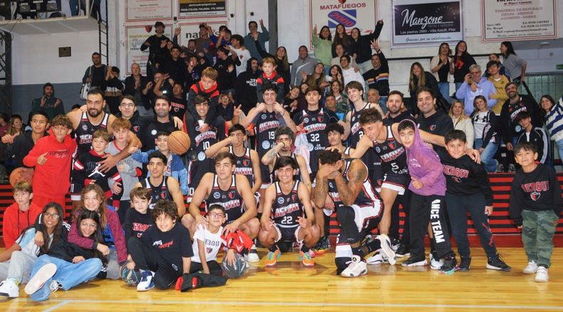 Presidente Derqui estiró su racha a 11 triunfos consecutivos.