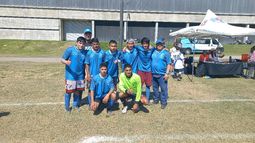 A MARDEL. El equipo Nivel A Sub 16 del Programa Municipal goleó 5-1 a Giles.