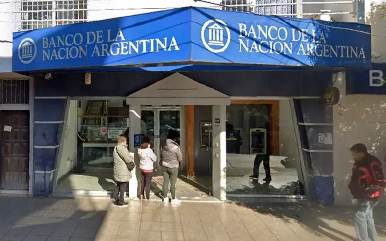 La sucursal del Banco Nación del centro de Escobar, donde los ladrones iban a hacer el boquete.
