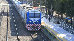El tren San Martín y un nuevo traspié para su electrificación.