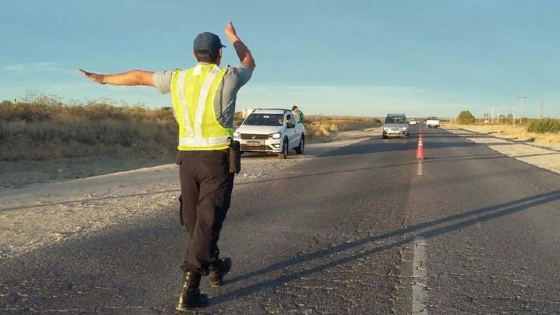 Las diferentes autoridades y organismos de vialidad confirmaron cuál es la documentación necesaria para circular por las rutas argentinas.