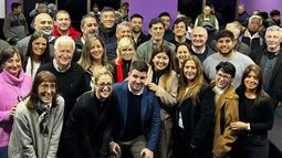 MÚSCULO. LLA exhibió su mesa política con varios ex Pro que dieron el salto.
