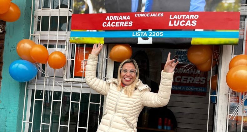 CAMPAÑA. Adriana Cáceres apuesta a la agenda pilarense para llegar al electorado.