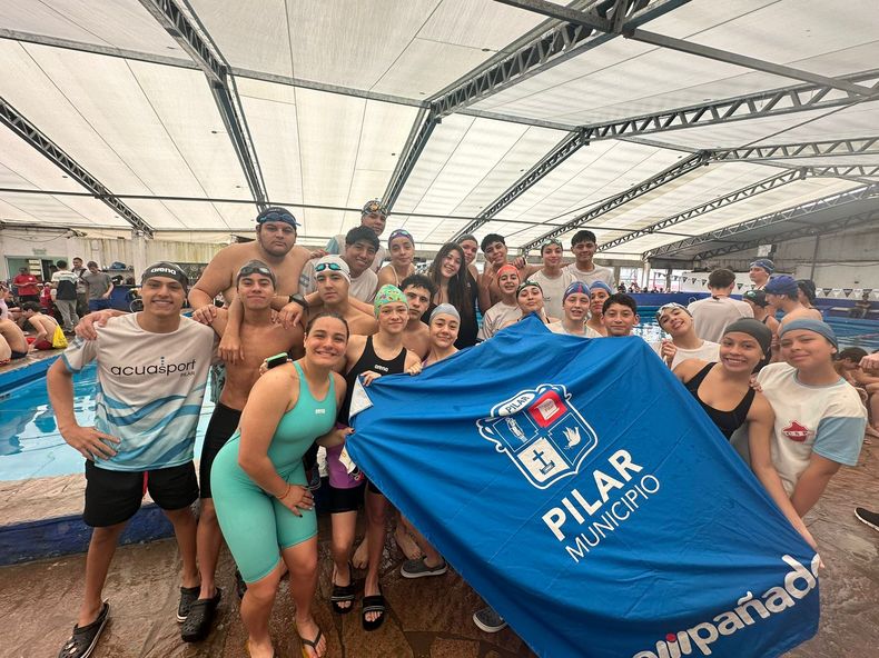 CLASIFICADOS. Los representantes Juveniles de Pilar tras completar la jornada en el Club Sportivo.