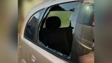 VENTANILLA. Fue violentada para robar las zapatillas.