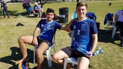 CAMPEONES. Saffer y Caporale, los ganadores de la etapa Regional del Beach Vóley..