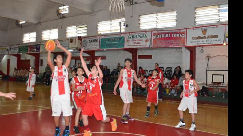 SE CRUZAN. Atlético y Sportivo será el interzonal clásico de la primera fase..