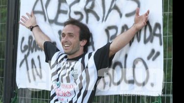 Al ángulo. Neuspiller piensa en el deporte para alejar a los chicos de la droga..