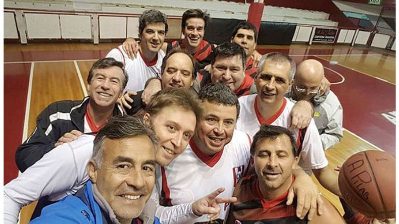 PLAYOFFS. Los maxi del Rancho buscan quedar entre los 4 mejores..