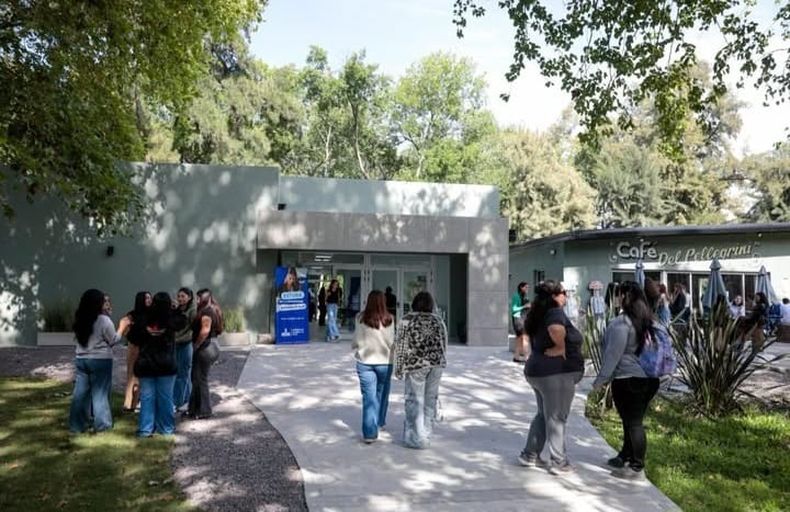 UNIVERSIDAD VIVA. Más de 3 mil alumnos están completando el primer año de sus carreras.