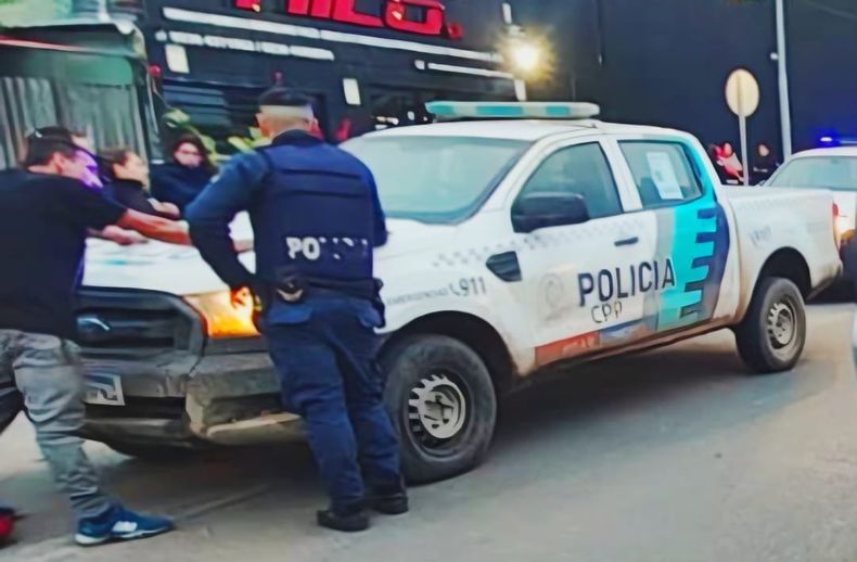 La mujer fue baleada en la puerta de su domicilio y se recupera en el Hospital Central de Pilar.&nbsp; &nbsp;