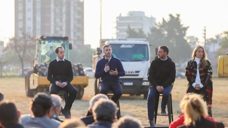 PPRESENTACIÓN. Achával en Piané, donde se hará la playa de estacionamiento..