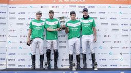 FESTEJO. La Natividad celebra de la Copa Sarmiento. (Foto: Matías Callejo / Prensa AAP)..