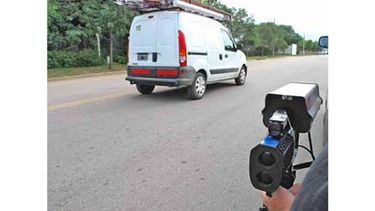 CONTRAATAQUE. El Ejecutivo quiere fotomultas en las calles de Pilar. .