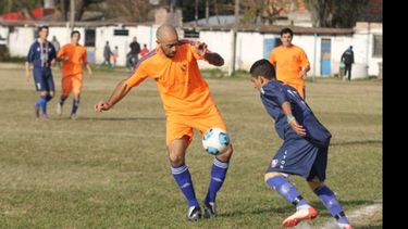 Ariel Ranucci fue pura contundencia en el debut de Unión en el Clausura..