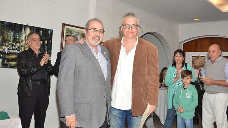 Manuel Vázquez (presidente), junto a Gato Maass..
