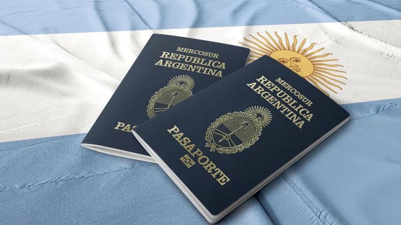 Argentina ocupa el puesto 17 en el ranking mundial de pasaportes. (Perfil).