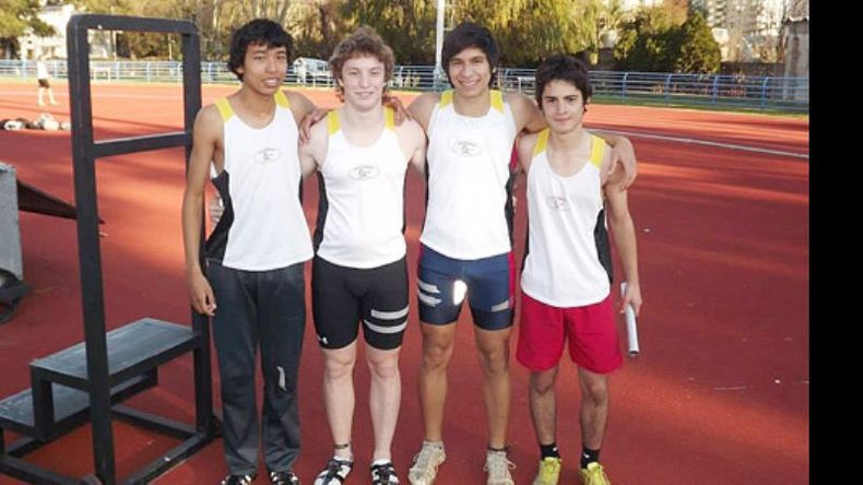 La posta 4x100 masculina se quedó con la medalla plateada en el Cenard..