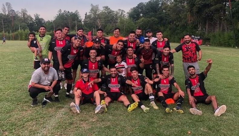 EQUIPO. Villa Rosa ganó el Torneo Apertura de la B.