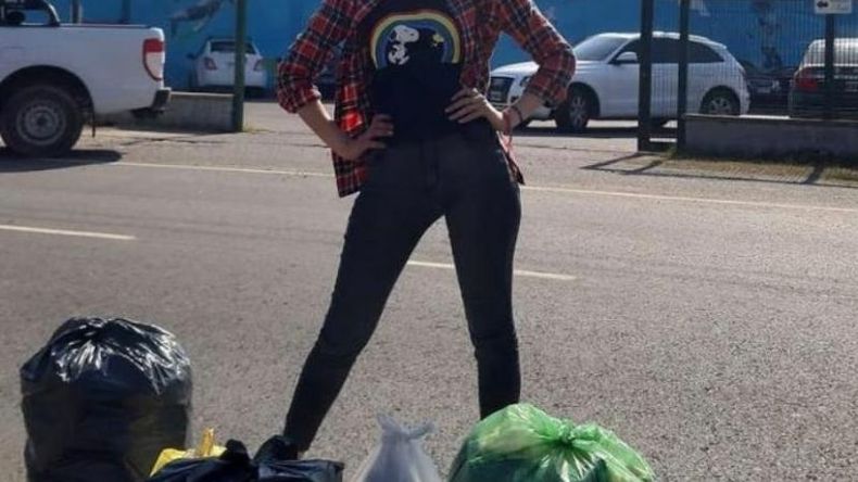 .
