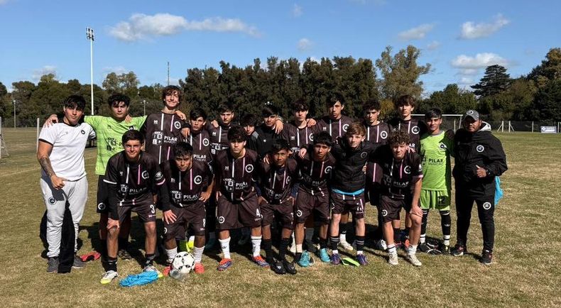 EQUIPO. LaSéptima División de Real Pilar que superó a Ituzaingó.