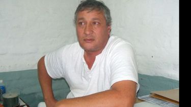 “No es tiempo de hablar de política ni de gastar plata en propaganda como se hace, teniendo en cuenta las necesidades de la gente en Pilar y la provincia” dijo Zapata, un concejal que no se guarda nada..