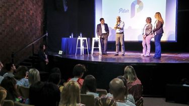 PRESENTACIÓN. Ducoté encabezó el acto con empleados municipales..