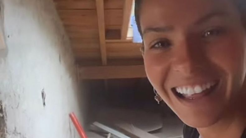 La actriz está abocada a la construcción del microcine en el altillo de su casa. .