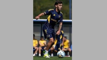 Camilo Rey Domenech vuelve a quedar en una concentración oficial en la Primera del Xeneize después de 11 meses. Camilo Rey Domenech vuelve a quedar en una concentración oficial en la Primera del Xeneize después de 11 meses.