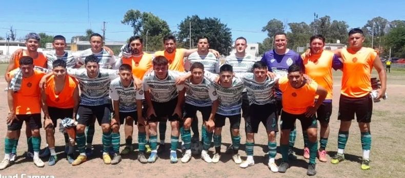 PRIMERO. Unión Ferroviaria terminó invicto la fase inicial con récord de 8 triunfos y 1 empate.