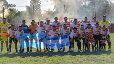 LÍDER. Zelaya debutó ante su gente con un gran triunfo.