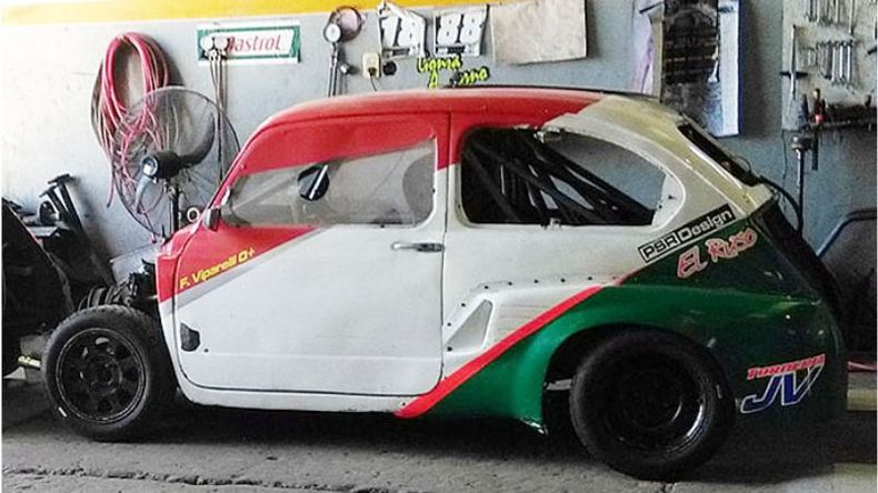 LISTO. El Fiat de Viparelli, en el taller..