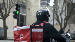 La Justicia avaló medidas oficiales tras inspecciones laborales contra PedidosYa y Rappi y ratificó la validez de procedimientos impulsados por la Provincia. La Justicia avaló medidas oficiales tras inspecciones laborales contra PedidosYa y Rappi y ratificó la validez de procedimientos impulsados por la Provincia.