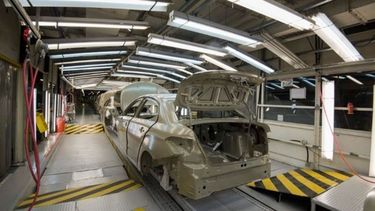 FRENO. La industria automotriz, una delas más golpeadas..