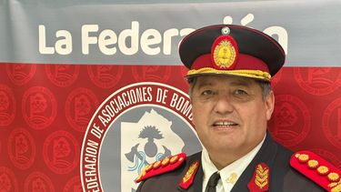 El pilarense Enrique Pared es el Director de Operaciones de la Federación de Asociaciones de Bomberos Voluntarios de la Provincia de Buenos Aires. El pilarense Enrique Pared es el Director de Operaciones de la Federación de Asociaciones de Bomberos Voluntarios de la Provincia de Buenos Aires.