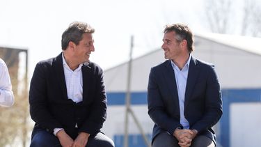 ELECCIONES. Con Achával, Massa les habló a los “enojados” con la política. &nbsp;