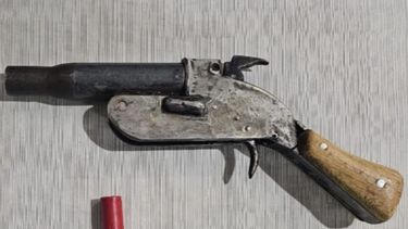 El detenido disparó al aire con un pistolón calibre 12.&nbsp;
