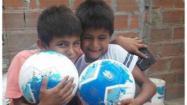 SONRISA. Los Chicos recibieron cientos de respuestas solidarias..
