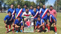 RECUERDO. La Reserva de Sportivo y su homenaje a Campe..
