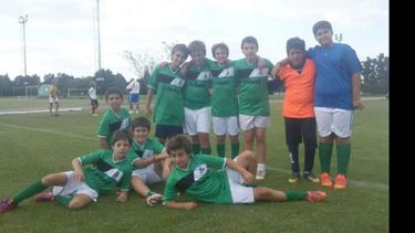 Los chicos de Champa se llevaron el título en Menores (2002-03)..