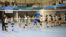 SALUDO. Los equipos femeninos animarán el torneo con tres categorías. SALUDO. Los equipos femeninos animarán el torneo con tres categorías.