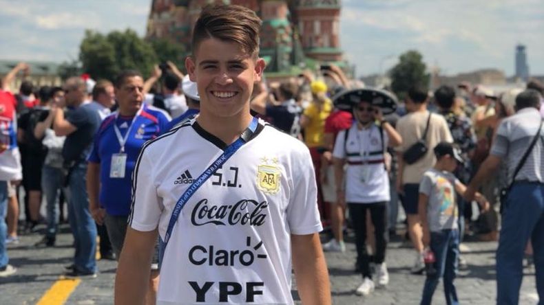 PLAZA ROJA. Franco Camargo pasó días inolvidables en Rusia. .