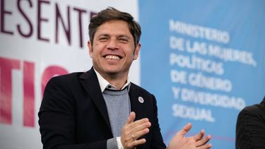 APLAUSO. Axel Kicillof lanzó créditos para maestros, profesores y auxiliares.