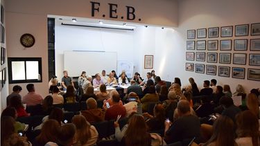 APROBADO. La votación en el congreso de la FEB. (feb.org.ar)