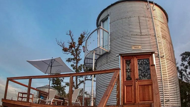 Estancia Las Marías: hospedarse en silos y disfrutar del campo