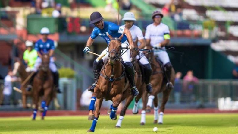 ATAQUE. Facu Pieres tuvo una sobresaliente actuación en Palermo. (Foto. MATÍAS CALLEJO - AAP.).