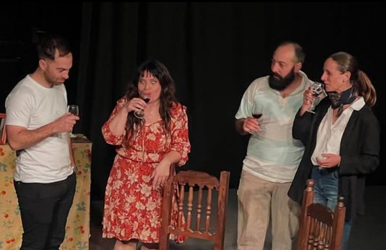 El elenco de Dos Romas, que este sábado vuelve a Torrente.