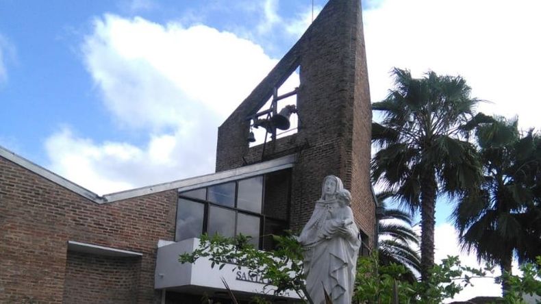 La Parroquia Santa Rosa de Lima, de Manuel Alberti.