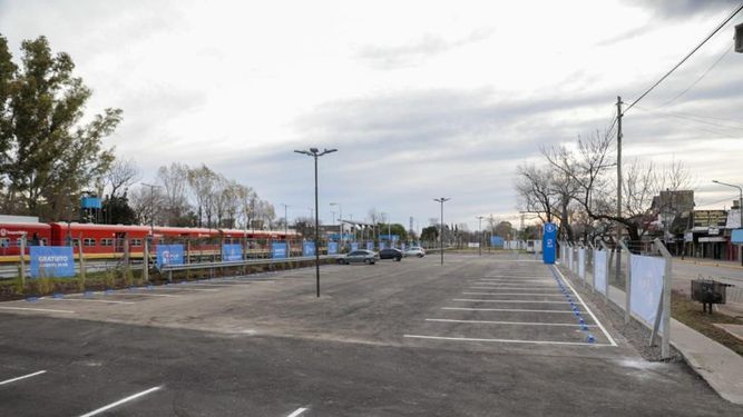CON UN FESTIVAL. El nuevo estacionamiento inteligente fue inaugurado el fin de semana en Del Viso.