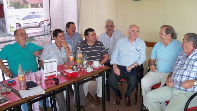 El expresidente, junto a radicales pilarenses..
